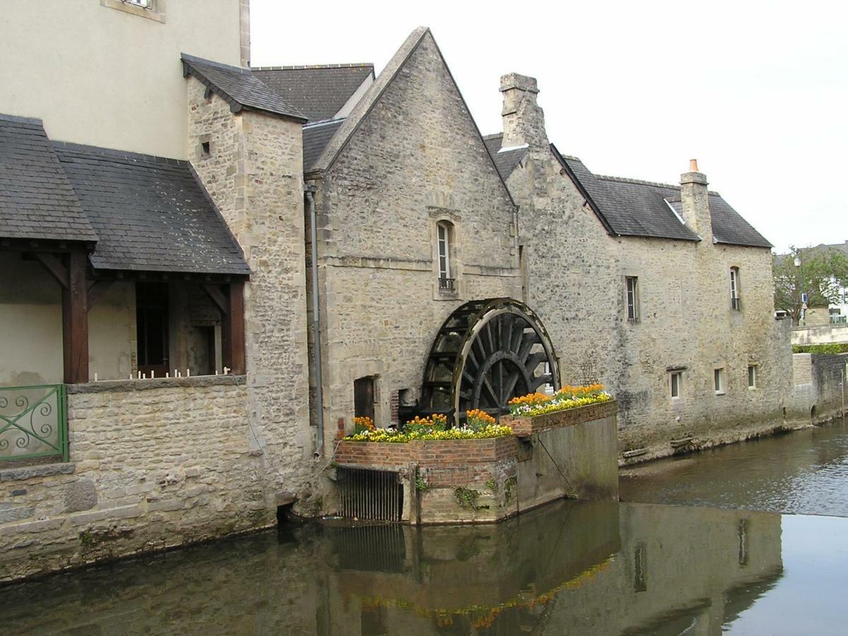 Le Chat Qui Veille Bayeux Eksteriør billede